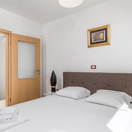 Rona Apartment Denis 우마그 외부 사진