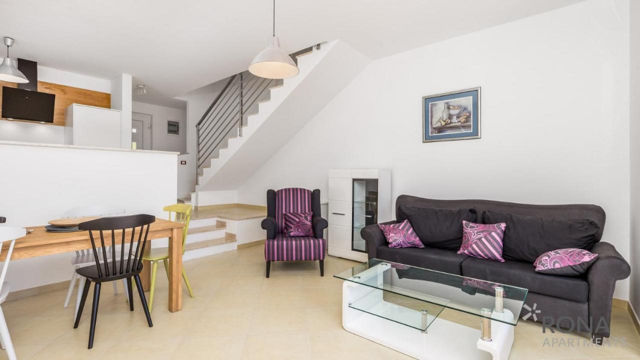 Rona Apartment Denis 우마그 외부 사진